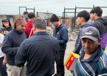 Entrega de ayuda solidaria con motivo de los incendios Lirquen